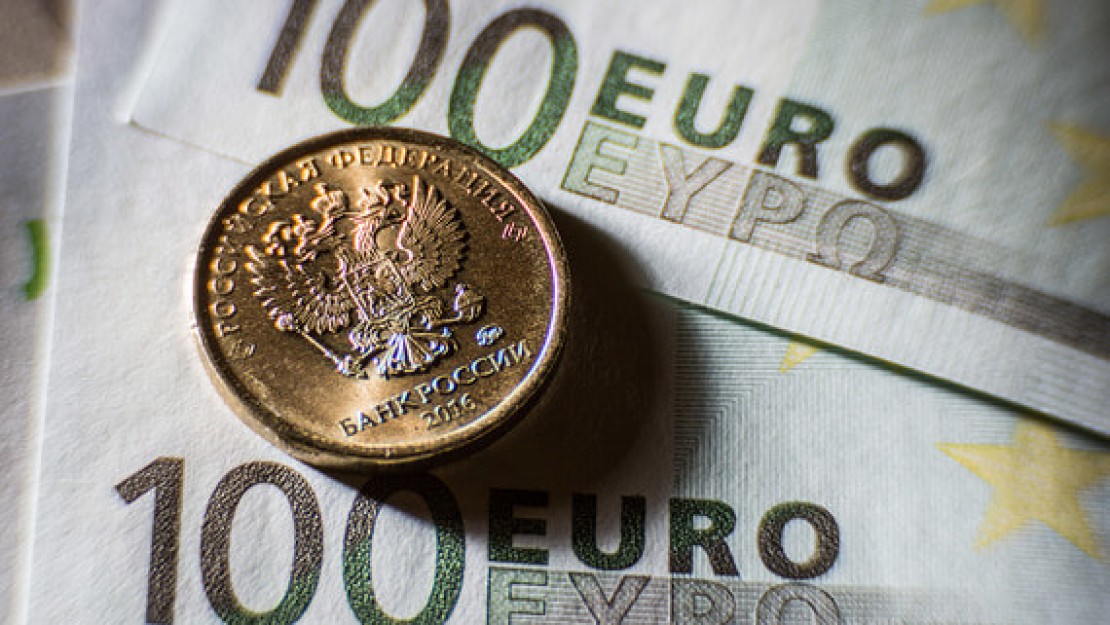Как Минфин будет обслуживать еврооблигации в рублях