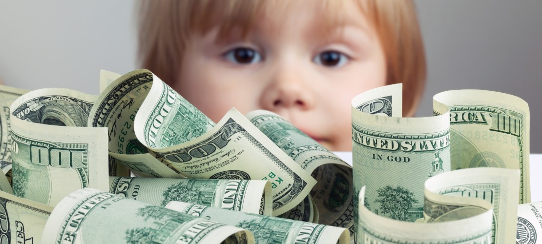 Как научить ребёнка откладывать и копить деньги