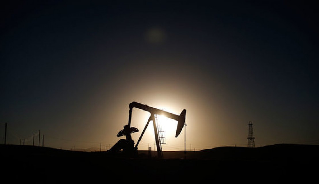 Цена на нефть марки Brent опустилась ниже $74 впервые с конца сентября